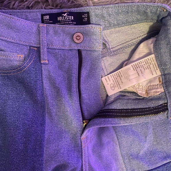 holister ultra high rise mom jean 00R - Picture 2 of 3
